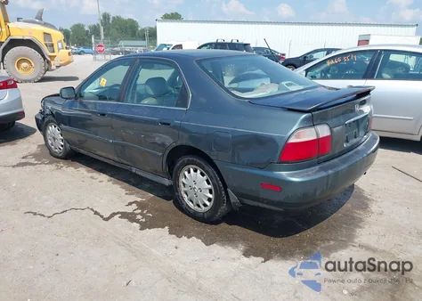 1997 Honda Accord Ex из США, поврежденный, VIN 1HGCD5565VA079695